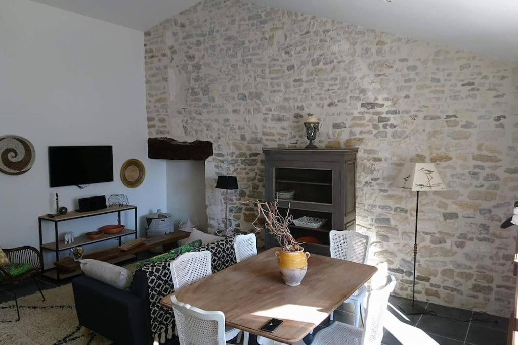 Charmante Maison Oleronnaise Aloceane Сен-Дени-д'Олерон Экстерьер фото